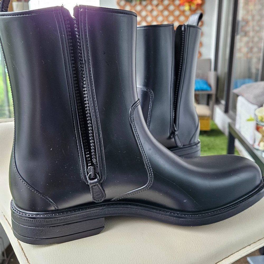 Ferragamo men boots